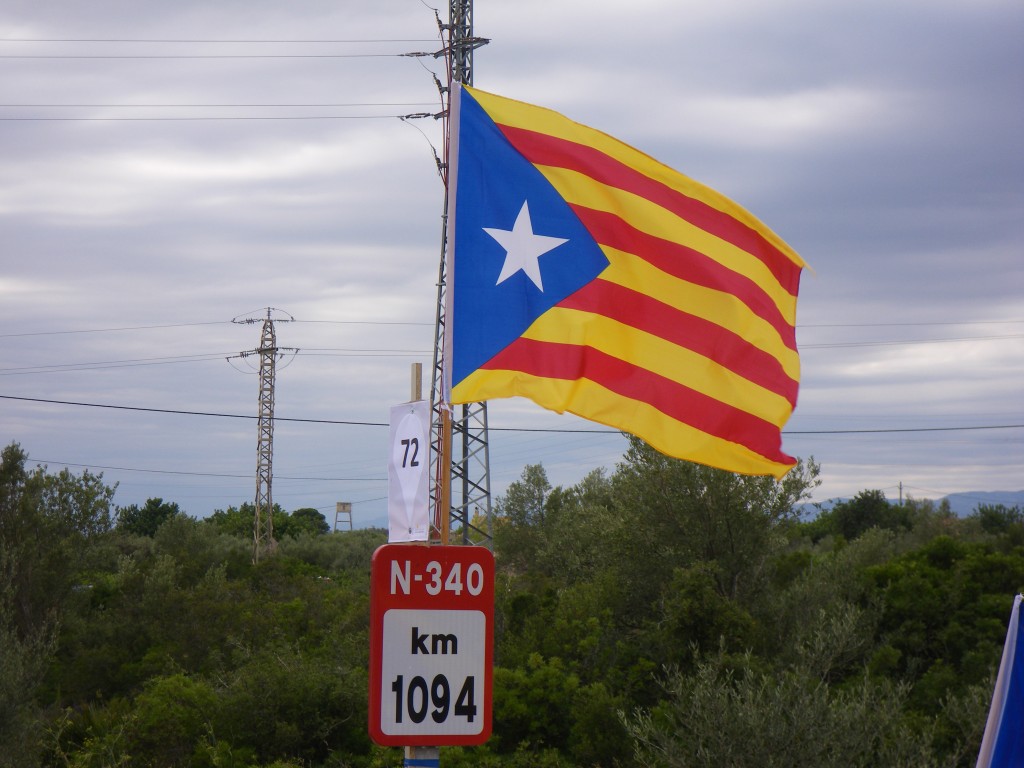 Cadena humana de punta a punta de Catalunya